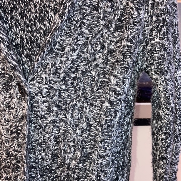 Gap Kids black and white knit cardigan sweater size large - Picture 6 of 16